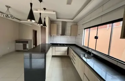 Casa com 4 quartos à venda na rua 5, 16, jardim marajoara, várzea grande por r$ 750.000