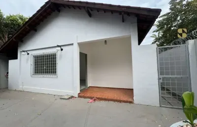 Casa com 2 quartos para alugar na rua 45, 882, boa esperança, cuiabá por r$ 2.800