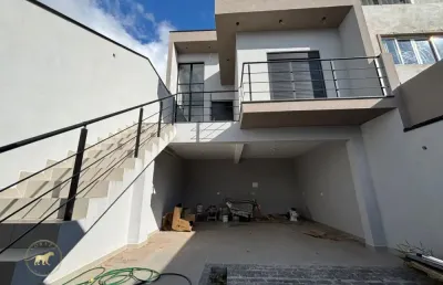 Casa com 3 quartos à venda na Rua Encarnação Ramos Colina, 110, Laranjeiras, Caieiras