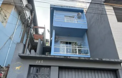 Sobrado à venda com 3 dormitórios e 2 vagas em laranjeiras - caieiras