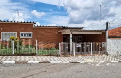 Casa com 3 quartos à venda na Rua Bolívia, 30, Região Central, Caieiras