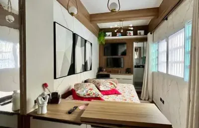Espaço e conforto! casa com 5 quartos, piscina e localização privilegiada!