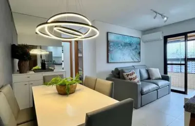 Conforto e conveniência: apartamento mobiliado com vista pro mar e 2 vagas