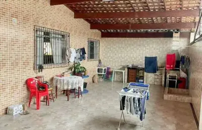 Casa geminada mobiliada 2 dormitórios 3 vagas excelente localização