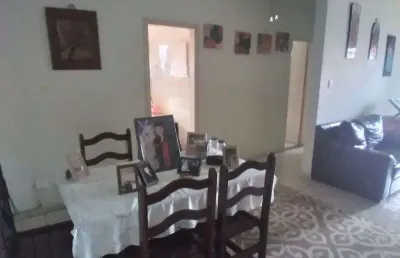Apartamento 2 dormitórios semi mobiliado vista livre 1 vaga vista pro mar
