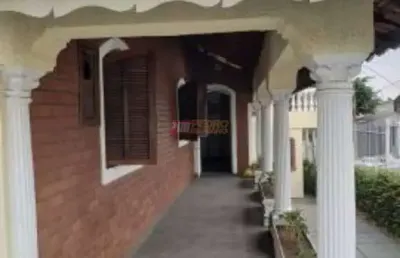 Casa assobradada no bairro santa paula em são caetano do sul.