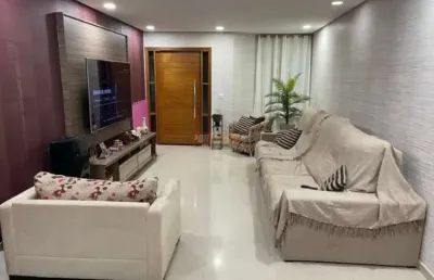 Casa com 3 quartos à venda na Rua Tiradentes, 240, Vila Assunção, Santo André