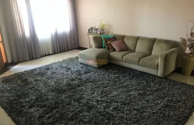 Casa com 3 quartos para alugar na Ari Doria, 155, Vila Jahu, São Bernardo do Campo