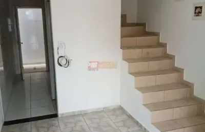 Sobrado em condomínio no bairro pauliceia em são bernardo do campo.