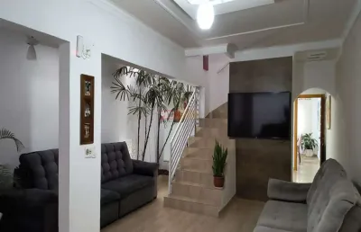 Casa com 3 quartos para alugar na Rua Georges Mansur Nabhan, 92, Sacomã, São Paulo