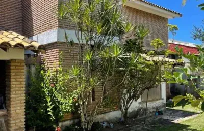 Casa com 4 quartos à venda na avenida praia de copacabana, 11, vilas do atlantico, lauro de freitas, 250 m2 por r$ 898.000