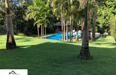 Casa a venda encontro das águas beira de lagoa 4 suites reformada