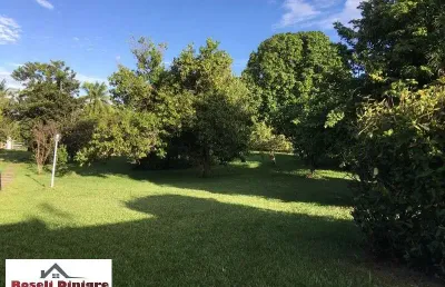 Terreno condominio encontro das aguas 6.800 m2 plano e centralizado arvores frutiferas