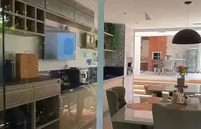 Casa em condomínio fechado com 4 quartos à venda na Rua das Alpinéas, Alphaville II, Salvador