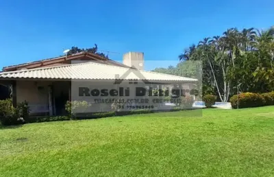 Casa térrea a venda em quadra interna no encontro das águas