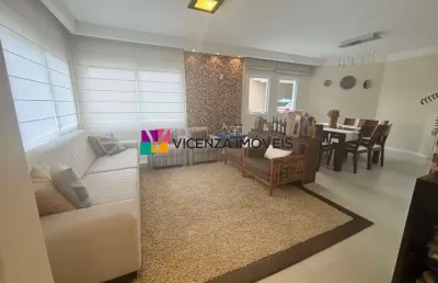 Casa à venda em condomínio fechado no bairro glória, joinville/sc.