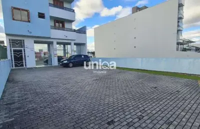 Loja térrea para alugar em camobi com 240m2 com estacionamento próximo a rótula