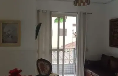 Apartamento com 2 dormitórios à 100 metros da praia grande