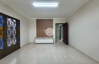 Casa com 3 quartos para alugar no jardim roberto benedetti, ribeirão preto  por r$ 4.300