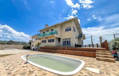 Casa com 4 quartos à venda na Rua José Leal Fontoura, 10, Centro, Colombo