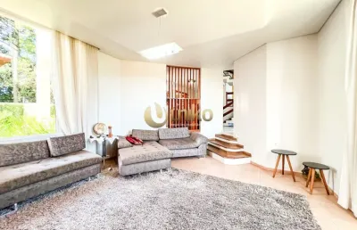 Casa em condomínio fechado com 4 quartos à venda na Rua Theodoro Makiolka, 1060, Santa Cândida, Curitiba