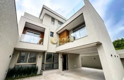 Casa com 3 quartos à venda na Rua Simão Mansur, 318, Boa Vista, Curitiba