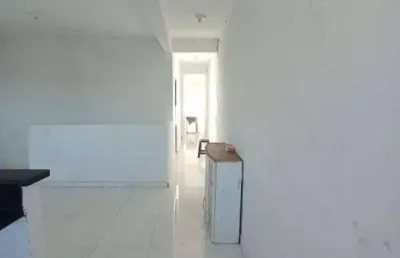 Terreno à venda na Rua Jacarezinho, Cidade Soberana, Guarulhos