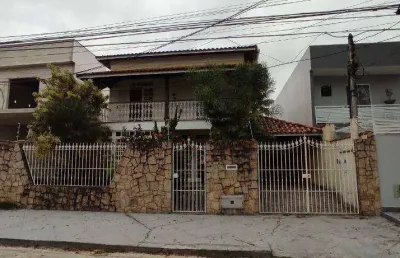 Casa com 4 quartos à venda, 210 m² por r$ 1.100.000 - itaipu - niterói/rj