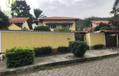 Casa com 4 quartos à venda na Rua Juriti, Itaipu, Niterói