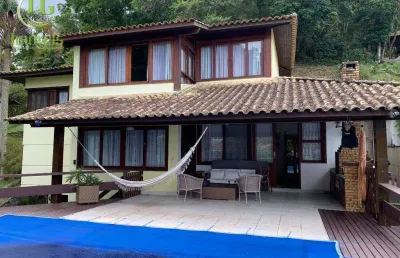 Casa com 4 quartos à venda, 269 m² por r$ 1.400.000 - itaipu - niterói/rj