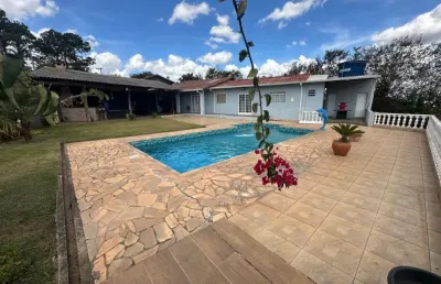 *chácara à venda em mairinque – porteira fechada-terreno de 1.000 m² 03 quartos*