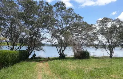 Terreno a venda no condominio aguas da canastra(antes da balsa de delfinopolis)