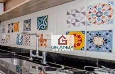 Descubra o lar dos seus sonhos nesta magnífica casa, situada em um condomínio completo que oferece tudo o que sua família merece.
