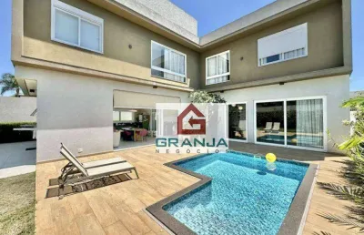 Imóvel impecável com 4 suítes, varanda gourmet, piscina à venda, 345 m² por r$ 3.950.000 - chácara dos lagos - carapicuíba/sp