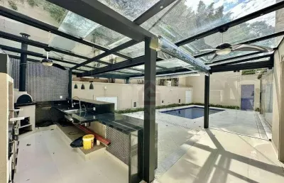 Casa neoclássica sofisticada – totalmente reformada! com 4 suítes, living integrado, lazer! à venda, 468 m² por r$ 3.500.000 - são paulo ii - cotia/sp