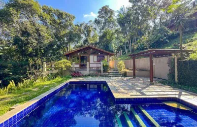 Casa com 3 dormitórios à venda, 260 m² por r$ 1.470.000,00 - granja vianna - cotia/sp