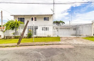 Casa com 4 quartos no xaxim sobrado com excelente localização
