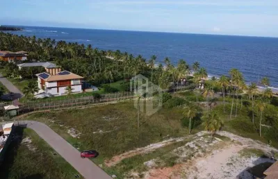 Lote na primeira linha da praia, frente mar ou pé na areia, no condomínio praia bella, praia do forte - litoral norte da bahia. não perca essa opção!