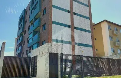 Apartamento duplex com bom acabamento no bairro de buraquinho. são 3 quartos, sendo 2 suítes. boa localização: r$500.000,00