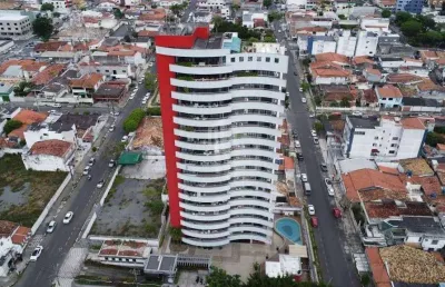 Apartamento em prédio tradicional e de alto padrão em feira de santana. 1 por andar. são 269m² de área privativa e 4 vagas de garagem.