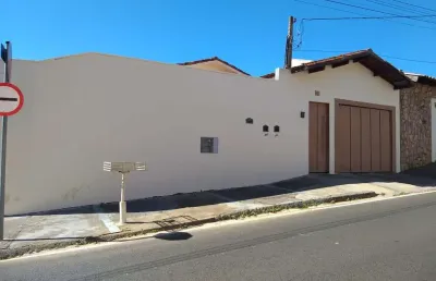 Casa tipo para venda em jardim lima com 3 quartos, sendo 1 suíte, 250m²