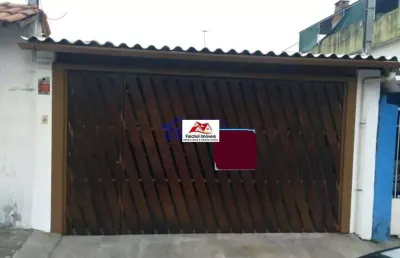Ótima casa térrea de 147m² mais terraço, num terreno de 200m² (5x40) com 3 dormitórios, 4 banheiros, 2 vagas por 690.000,00. - v. formosa/sp