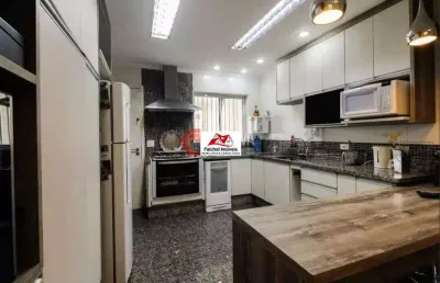 Lindo sobrado com 220 m², 3 dormitórios sendo 3 suítes com móveis planejados, 5 vagas por 1.700.000,00 - anália franco/sp