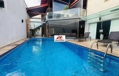 Maravilhoso sobrado de 226m² com 3 dorm., 1 suite master com closet e hidro , 3 vagas, área gourmet com piscina por 1.700.000,00 - v. guilhermina/sp