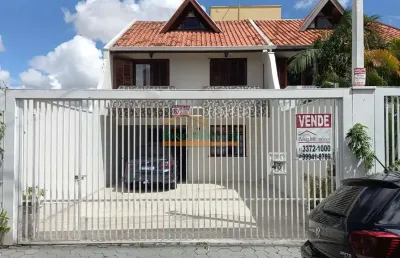 Casa com 3 quartos à venda na rua são joão evangelista, 43, campina do siqueira, curitiba, 148 m2 por r$ 830.000