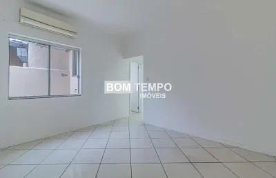 Apartamento com 2 quartos para alugar no São Geraldo, Porto Alegre 
