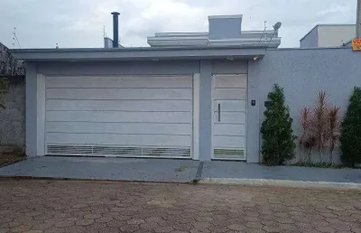 Sobrado com 3 dormitórios à venda, 200 m² por r$ 750.000,00 - village das flores - caçapava/sp