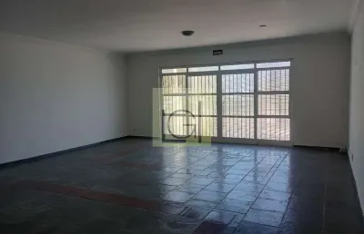 Casa para locação em itu-sp, bairro brasil, 3 quartos, 1 suíte, 1 sala, 4 banheiros, 2 vagas, 150m². venha conferir!