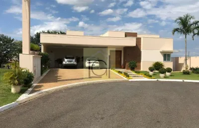 Espetacular casa à venda em itu-sp, no jardim theodora: 4 quartos, 4 suítes, 3 salas, 2 vagas de garagem, 450m² de área.