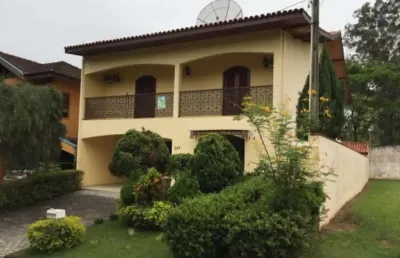 Imperdível casa à venda no portal de itu-sp: 4 quartos, 2 suítes, 5 banheiros, 4 vagas de garagem, 340m²!